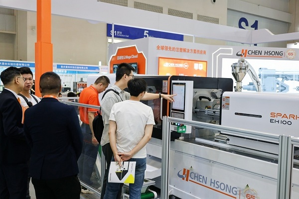 注塑機的工作原理、結構組成、分類及用途